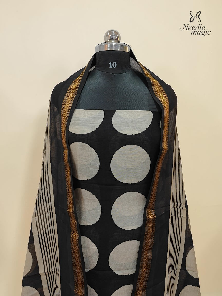 Black and ivory Maheshwari Silk Churidar